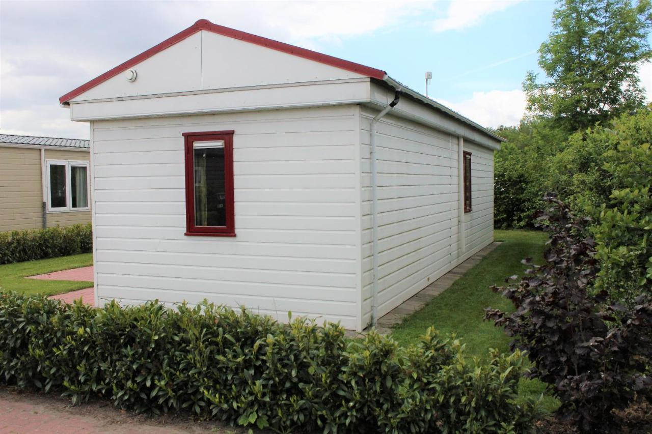 Hofgalow Chalet op camping De Stal Drijber Eksteriør billede