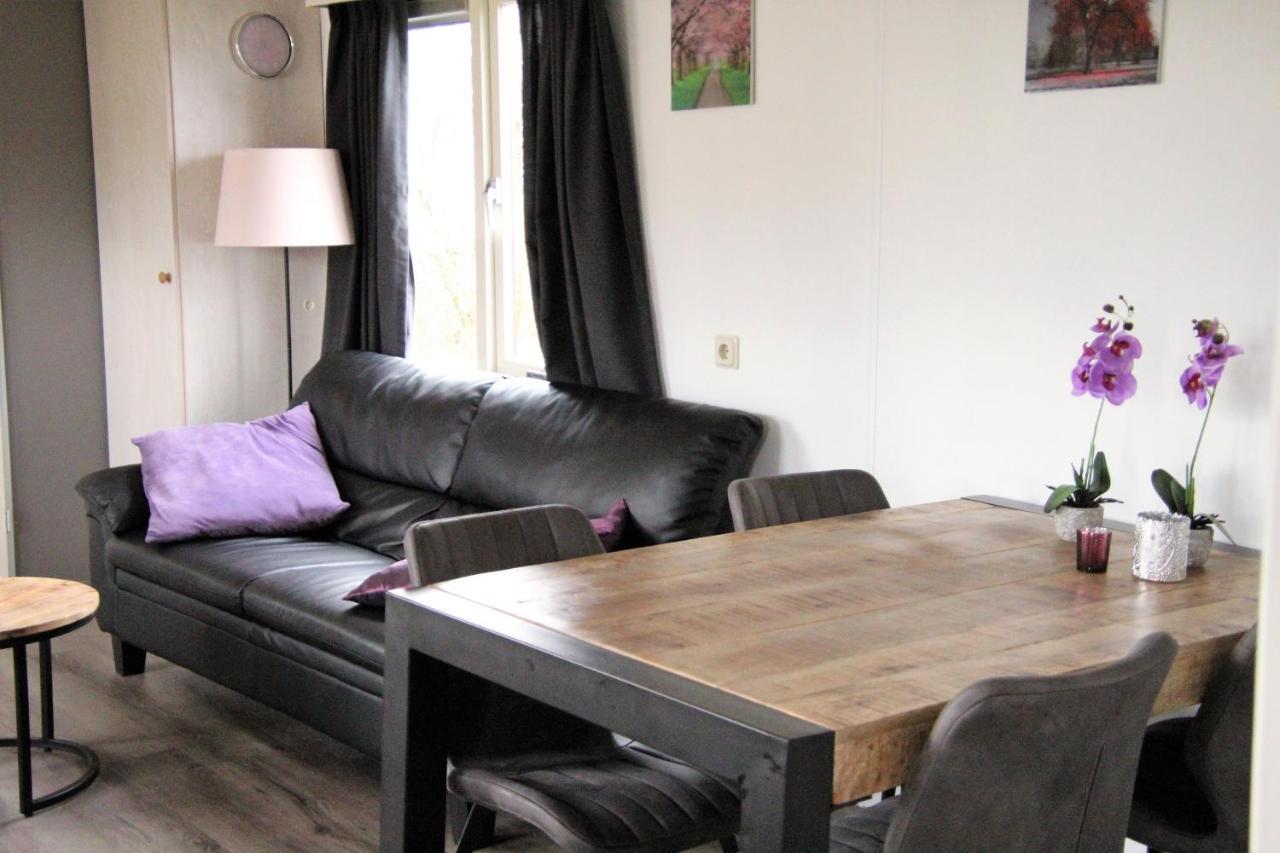 Hofgalow Chalet op camping De Stal Drijber Eksteriør billede